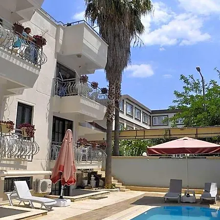 Kemer Suit Κεμέρ